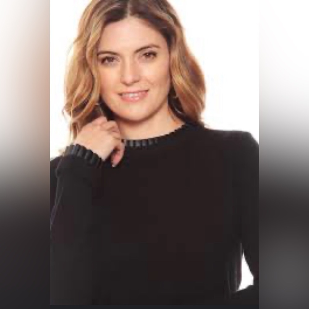 Sioni Black Sweater with Gray Trim